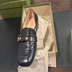 Black Leather GUCCI Loafers with Gold Accent 100% Authentic